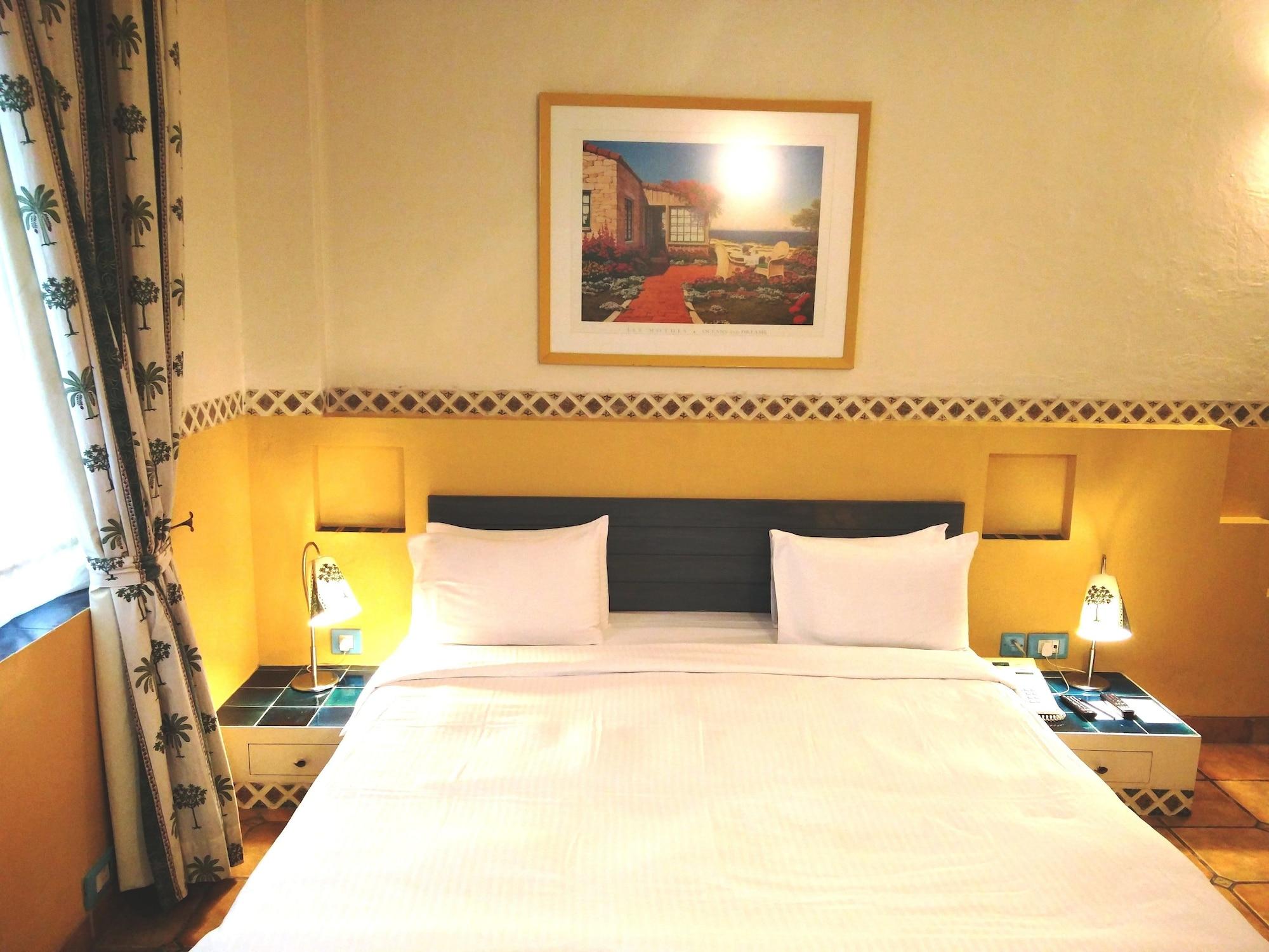 The Gordon House Hotel, Colaba Mumbai Exterior foto